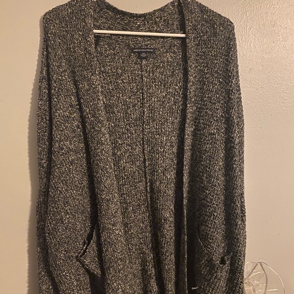 American Eagle cardigan - Picture 1 of 3